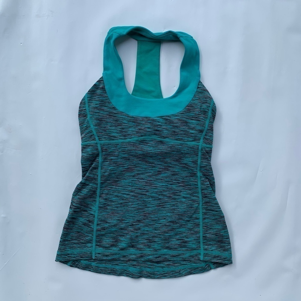 Lululemon Scoop Neck Racerback Tank  Sz 4